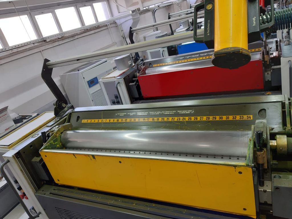 MAN ROLAND -R 704 3B