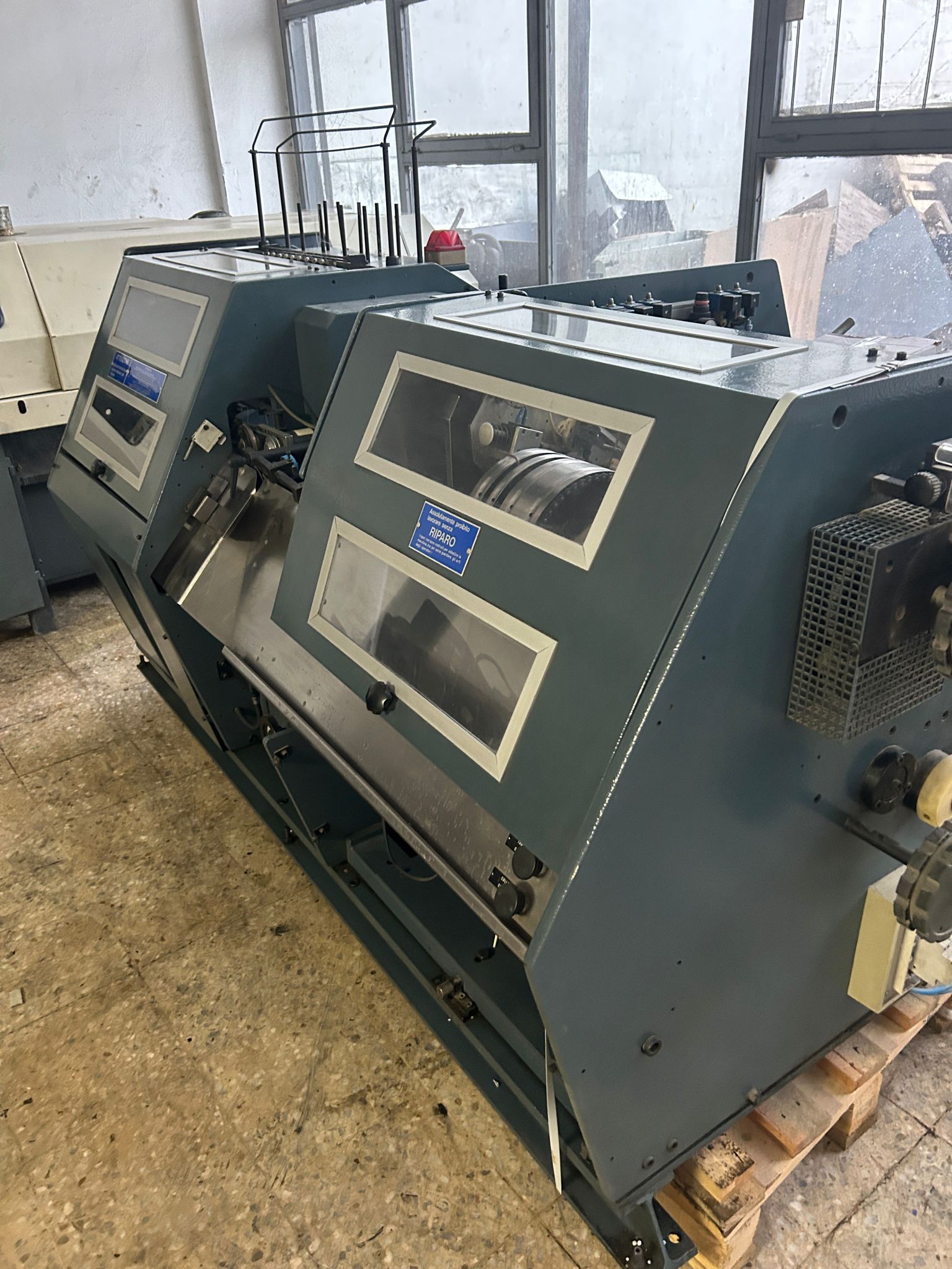 1987 Model Aster American Thread Sewing Machine